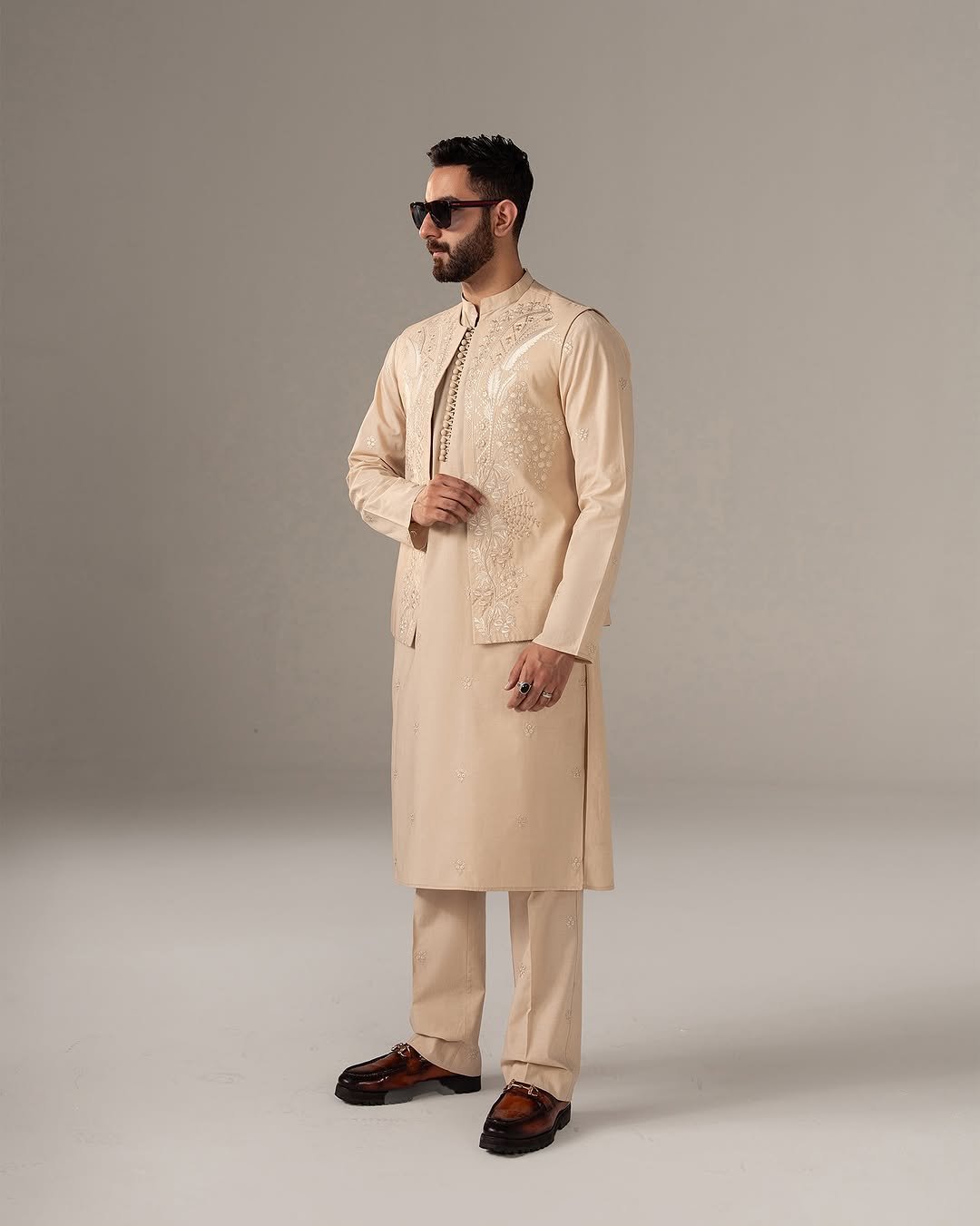 A Men Monsoon Wedding Wear Creemy - Image 4